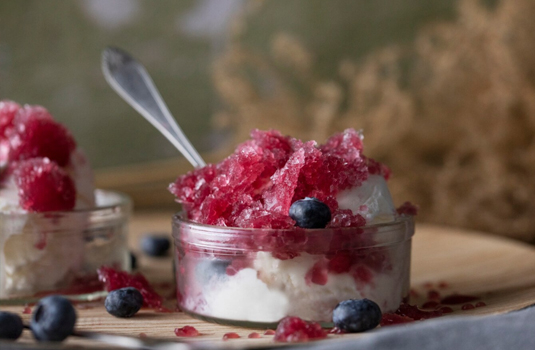 The Real Taste of Summer: Homemade Ice Cream with Natural Ingredients