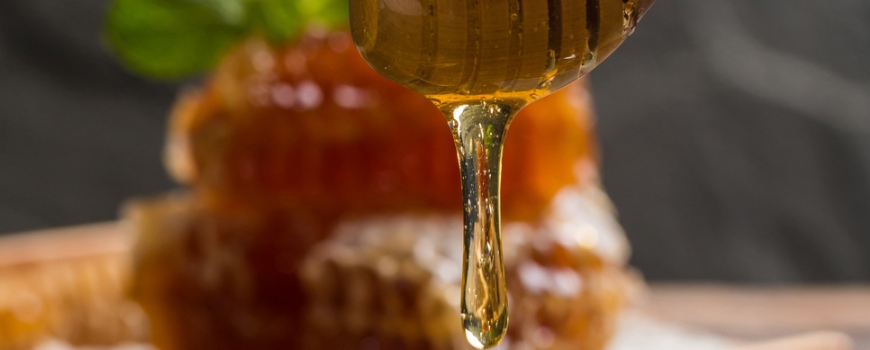 Health benefits of honey and honey products